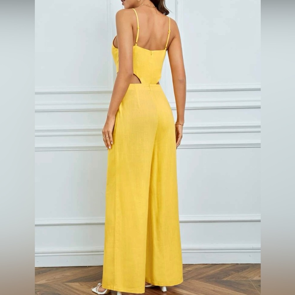Jumpsuit - Picture 2 of 3